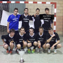Twitter oficial de los GANGSTA F.S , equipo patrocinado por SUPERMERCADOS MATURRAS ,amantes del fútbol y el deporte.