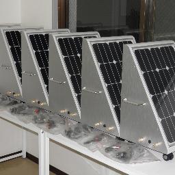 窓際ソーラー発電を世の中の人々に知って頂く為のアカウントです。備えあれば憂いなし。いざという時の為に準備できていますか？
お部屋の中で太陽の日差しを蓄電し、非常時や計画停電に備えましょう！http://t.co/73jmvxIX