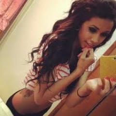 Im 15 , Just moved to Houston From Cali , Fresh Meat ; ) fwm Singlee