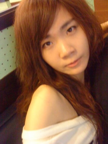 ginaecn552005's profile picture. 