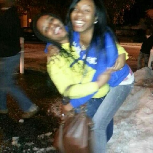 DESE HOES BETTER KEEP IT CUTE BE4 i put dere ass on MUTE!!! college girl !!!!!! chicago state university.