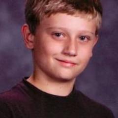 ABeechBum's profile picture. a boy with ambition....
I love minecraft, legend of zelda, JRR Tolkien. Can't wait for Man of Steel 6/2013. Go Red Sox!