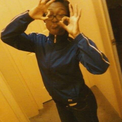 Hey ! So You Reading My Bio Right Now , So You Should Just Mention For A Follow Back : ) follow me on kik/IG : hopesimplyy ;)