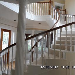 Full service building and remodeling company.