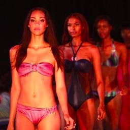 Official Page of Fashion Week Curacao
April 26, 27 & 28th 2013
Executive Producers Patricius Mourillon, Ethan Mourillon, Julissa Martich & Elizabeth Francisco