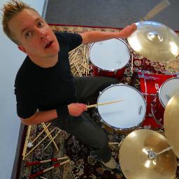 HazeAnderson's profile picture. I drum. Boom boom.
http://t.co/dO1FlBaI