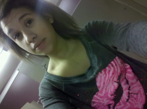 jalisssa97's profile picture. if u follow me I'll follow back follow me on instagrm at hey_its_jalissa kik:jalissaboo