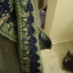 I'm tiny, I crochet, and I eat my weight in food daily! Ernie is my cat and we're on the same page for most things (RIP baby, 8.8.2008-7.19.2024 🌈😿). Most.