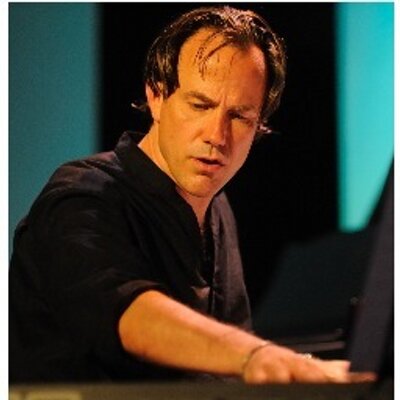 Profile Picture of George Whitty (@GeorgeWhitty) on Twitter