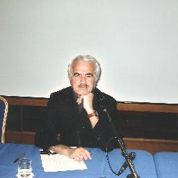 Sono un sarto ed amo il mio lavoro,piace la mia famiglia, lo sport,letteratura e la ,pittura in genere.....svolgo anche network marketing