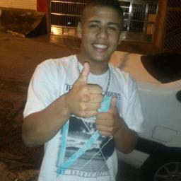 Não Se Hilude Com o Sorriso A Makdade Ta Na Mente !