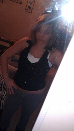 Keekayy's profile picture. Some girls were just born with glitter in their veins! =D