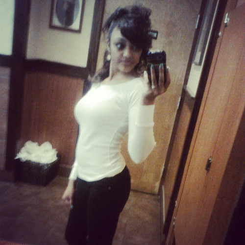 FUCK A BIO .... FOLLOW ME ! I FOLLOW BACK ; )