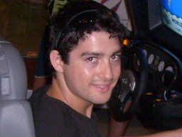 andrebtu's profile picture. 