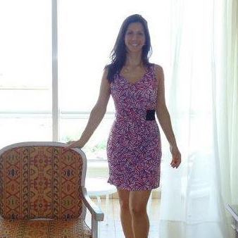 MarianaRunner75's profile picture. Estar cerca de mi trae suerte. Mujer moderna, mujer del milenio. Digital y libre de humo.