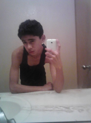 deek girls im in vegas and im hot so kik at lvboy
