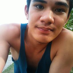 siJRnaAnakniSR's profile picture. lakwatsero, bentidoz, mabait, at palakaibigan : )