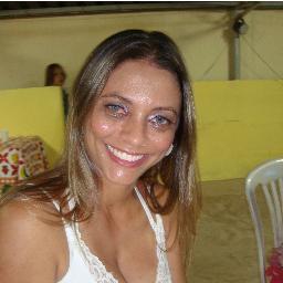 Amo a Deus acima de tudo.Amo a vida.
