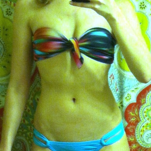 I'm new to the crossfit & paleo lifestyle! Time to be healthy, strong, and fit! So excited for the new me!