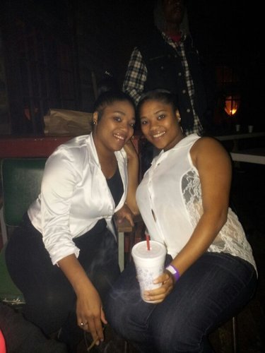 My name is marticeKa but ppl call me twin. I have a daughter and her name is Mariah and I love her dearly.