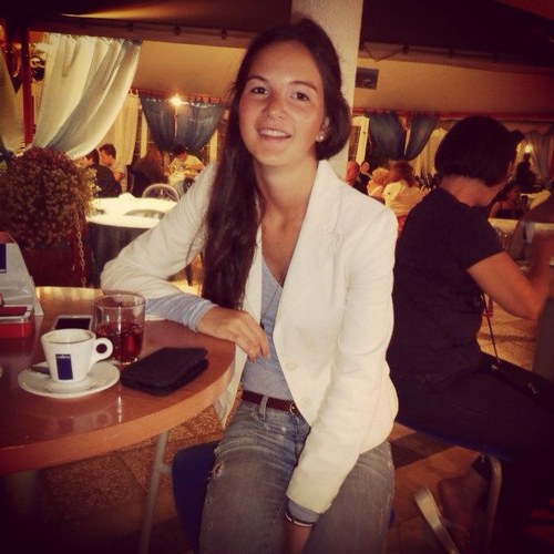 Roos_xje's profile picture. 