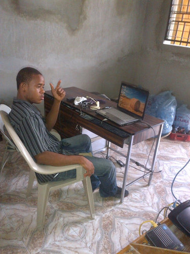 Pour etre un homme I'll faut vous Aimee ses etudes vos amis(es)et beaucoup d'autres choses .pin:28acb550