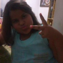 Seje feliz do jeito que você é, não mude sua rotina pelo o que os outros exigem de você simplesmente viva de acordo com o seu modo de viver.