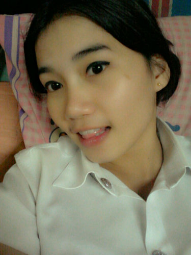 follow me NOT !! Unfollow ^^
