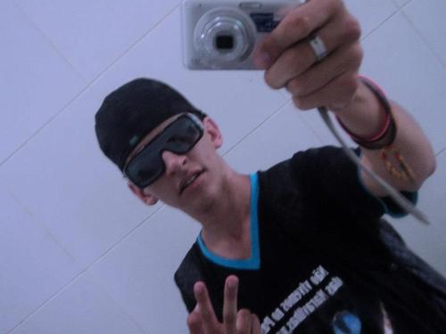 Naaao sei mais ooq façoo sem voooc ):    3