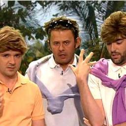 Amantes de las marcas y la hípica. Mi familia tiene un campo de golf, ¿y la tuya? OSEA, ¿SABES? GENIAL