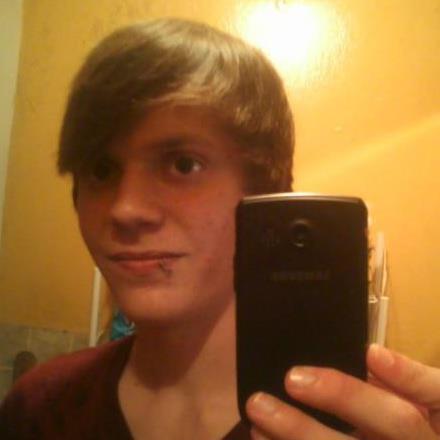 the_weatherbug's profile picture. The Weather Bug