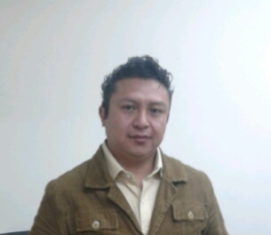 naci en el 82 me gusta la musica conocer a gente interesante y sobre todo mujeres, toco sax trabajo en un despacho contable actualmente.