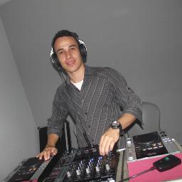 E-mail: djalanlopes@hotmail.com