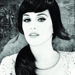 Twitter oficial da página Espaço Katycat, siga a gente! Curta a nossa página no facebook: https://t.co/Xb1eBB9cIp