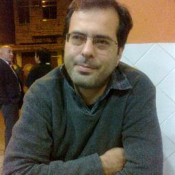 dirleyfer's profile picture. Um menestrel medieval/ assombrado por imagens pós- televisão/ 
assustado pelas coisas que acontecem/ 
dentro do meu coração