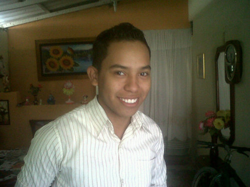 Alegre, honesto y sincero