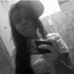 MariSantanaXD's profile picture. Cat�lica Romana. Ju�za de Direito. Sobrevivendo ao Mestrado.