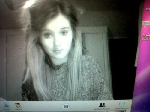 DaisyWilliams07's profile picture. I follow backk bbz♬