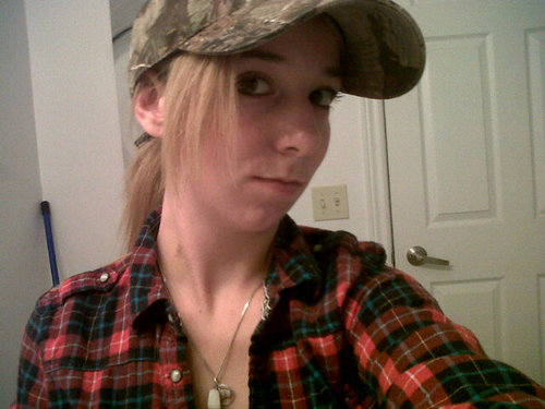 I love my horse!, I'm a country girl :)