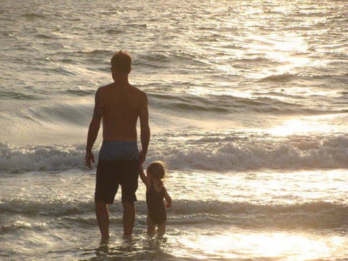 dad - beach bum - full time i.m.'er - starbucks addict - real estate investor - traffic & conversions - late sleeper - n.r.- list builder -