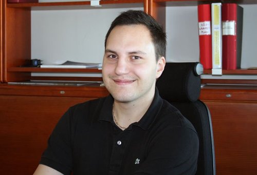 krfoda's profile picture. Why stop dreaming when you wake up?