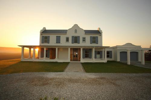 An exquisite, boutique wine farm situated in the Elgin Valley in the Western Cape, South Africa. Oneiric, adj. What dreams are made of.
