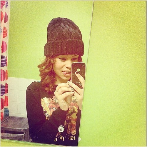 Rochelle.♥ follow2KnowMore. instagram:_theyscreamrochh