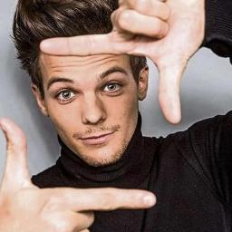 «The worst things in life come free to us» Sofia. 14. Chile. One Direction, Eso es todo, gracias por seguirme. ♡