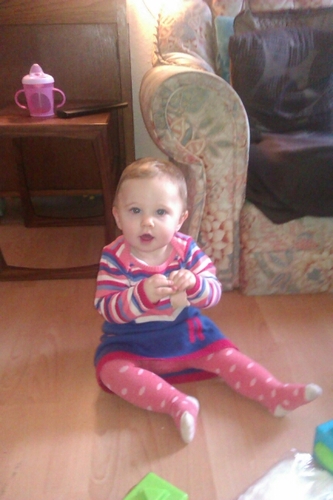 lolasmummy12's profile picture. 