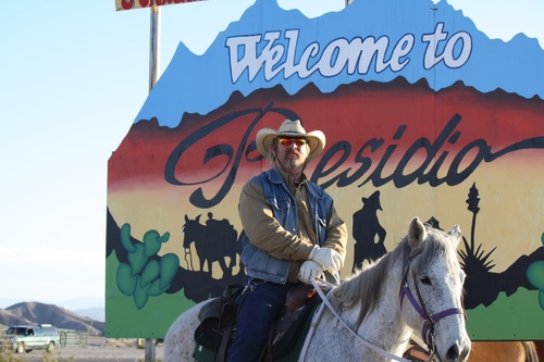 DarrelRhyne's profile picture. LEAP-Libertarian Constitutionalist-horse advocate-Retired TX Peace Officer & Public Health Sanitarian-Texas Aggie '76-Husband-Dad & Papa