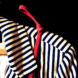 Music-addicted | Vintage lover | Chronically dissatisfied | 
Blogger on http://t.co/htAw3Ob5