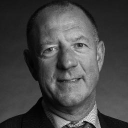 TetterooRob's profile picture. Bouwkundig adviseur, sterk in oplossingsgericht denken, brede praktijkervaring met gedegen opleidingen en bestuurlijke ervaring