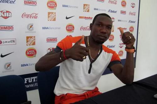 ☆☆Soy unico y me encanta el futbol jugue en Monterrey&Pachuca& Dorados actualmente Monterrey☆☆