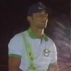 Sou um cara simples que gosto da roça, gosto do cheiro do mato, de cavalo e gado, de correr boi qnd posso, gosto de viver minha vida sem me importar com ninguém